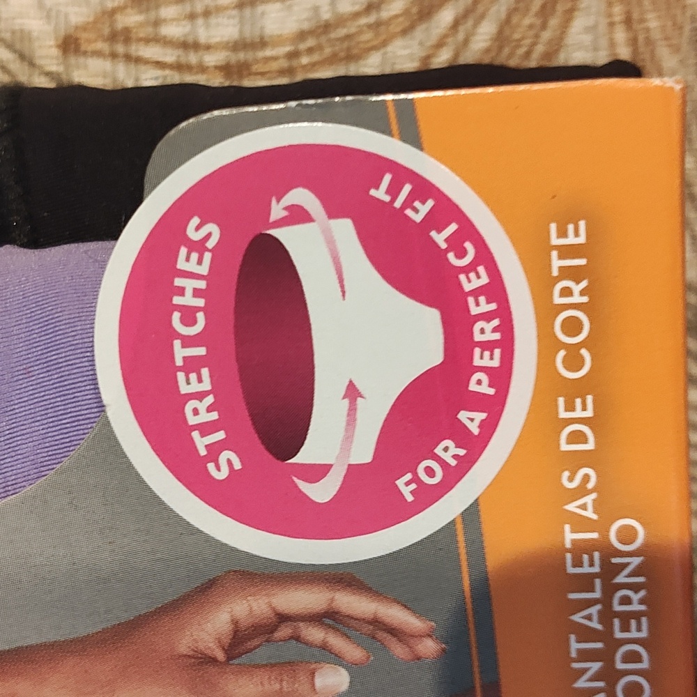 Hanes Comfort Flex Fit Briefs - Assorted Colors - Picture 4 of 12